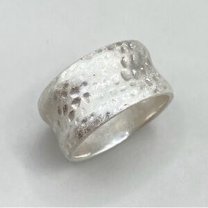 Silpada Hammered Silver Ring (9)